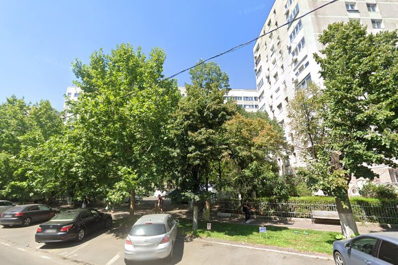 Camil Ressu/ metrou Dristor la 3-4 minute